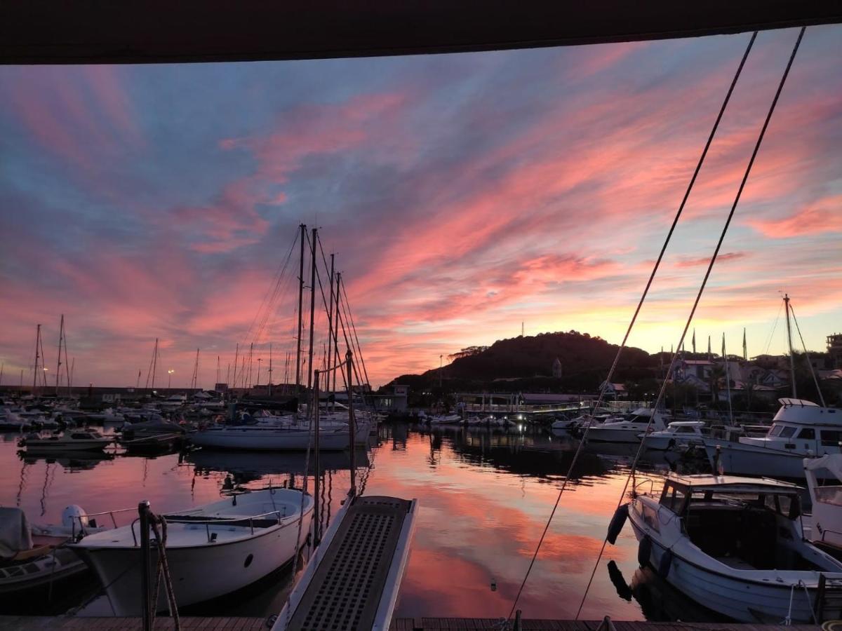 فندق Boat & Breakfast Lucretia, Luxury Yacht أرباتاكْسْ المظهر الخارجي الصورة