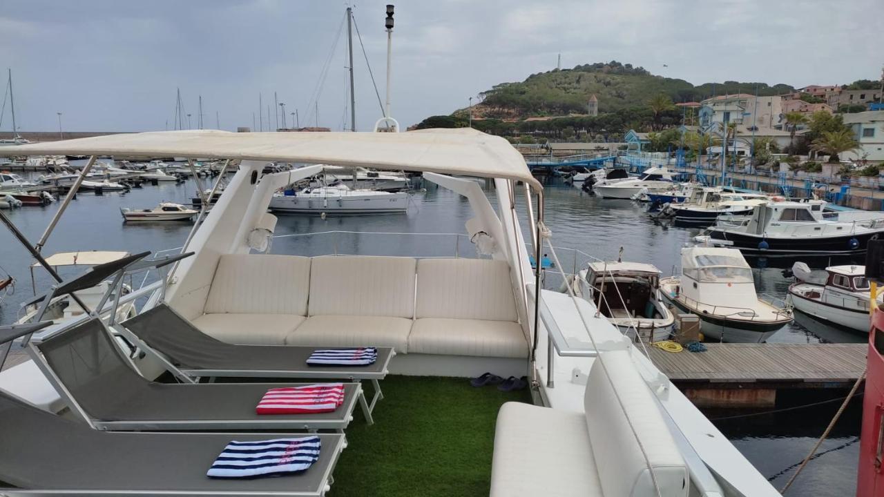 فندق Boat & Breakfast Lucretia, Luxury Yacht أرباتاكْسْ المظهر الخارجي الصورة